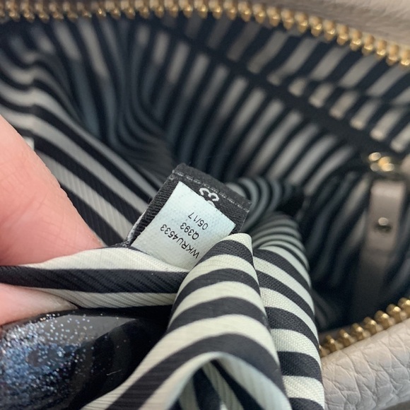 kate spade new york cobble hill little curtis leather shoulder bag in cream - Picture 11 of 11